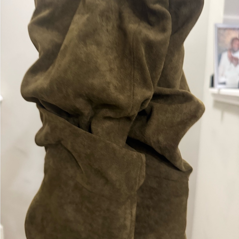 Elegant Olive Suede Stiletto Boots - knee high - Picture 11 of 11